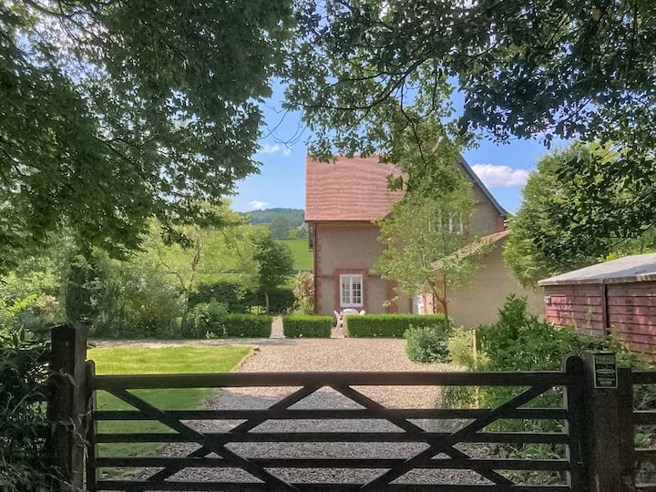 Tyn Y Coed - Mold