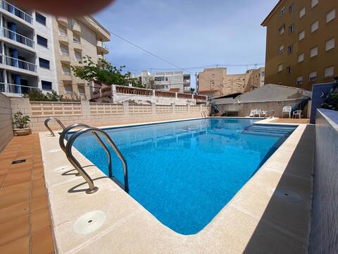 Independent villa. Miramar Beach