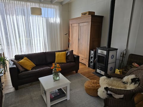 Successful Airbnb property: Garden house in Oudelande in Borsele