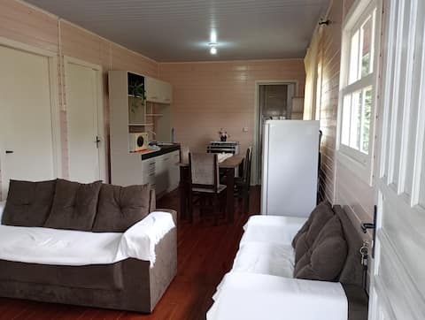 Anúncio popular: simple house! great location! em Caxias Do Sul