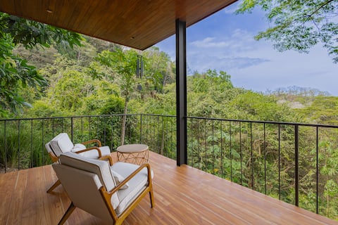 Modern 2BR Near Beach & Amazing Jungle