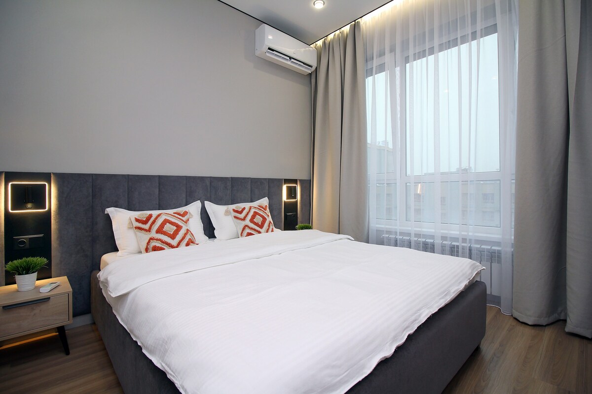 ห้องนอนเสริมพร้อมเตียงคู่ 