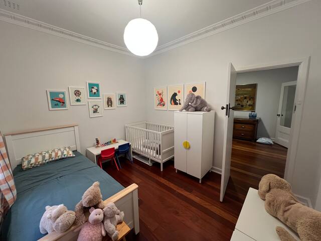 Nedlands Family Home gallery image 4