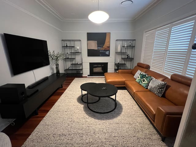 Nedlands Family Home