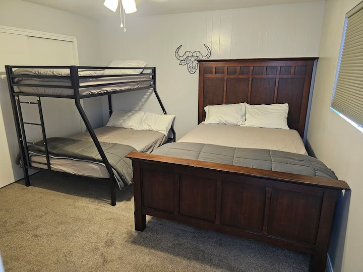 غرفة النوم 1