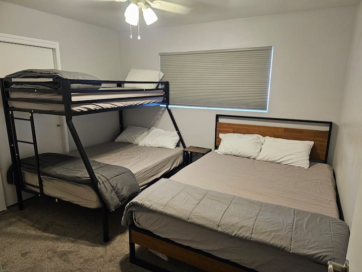 غرفة النوم 2