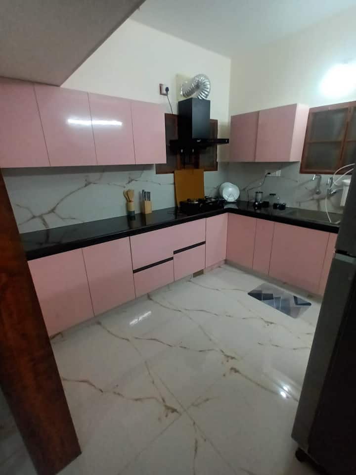 Perfect Longstay G-floor Washerdryer Nungampakkam - Chennai Airport (MAA)