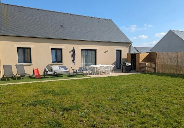 Maison De Plain-pied Avec Terrain Clos. - Dol-de-Bretagne