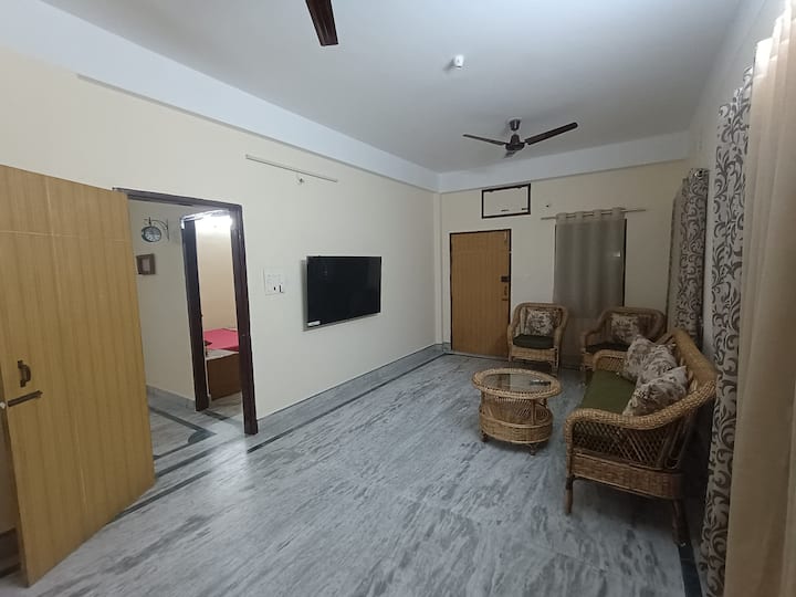 Nana Land 
2bhk 2bath 1ac Gf Nearjunction/ Parking - Siliguri