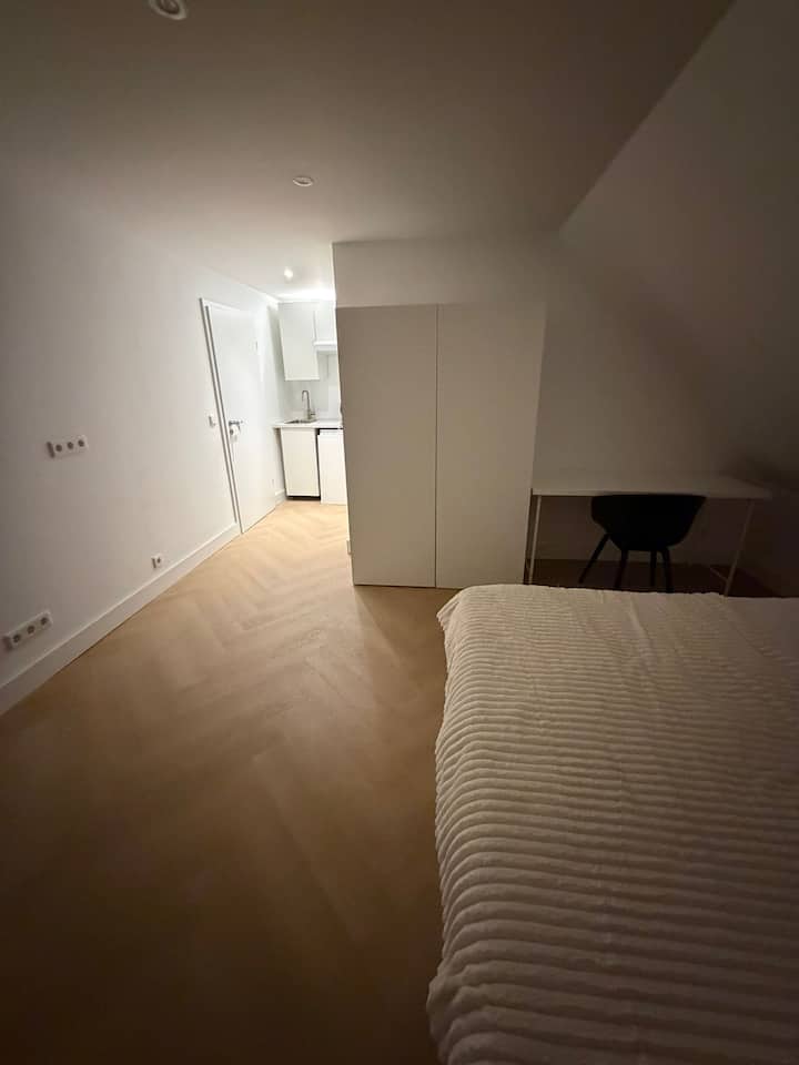 Luxury Business Studio Messe Quiet Forest Location - Düsseldorf