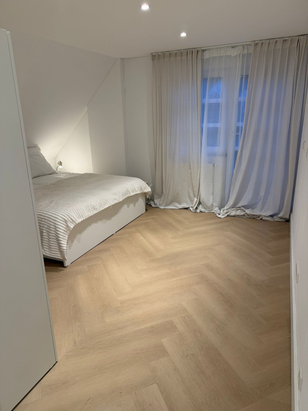 Luxurious Messe business studio in a quiet forest