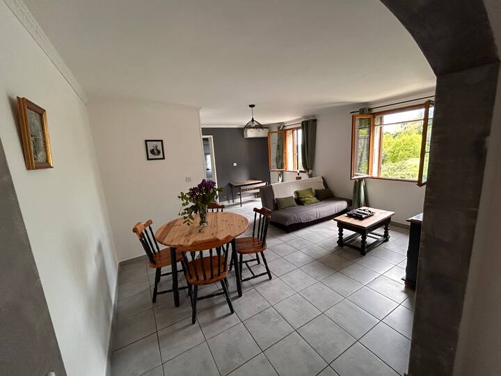 غرفة المعيشة