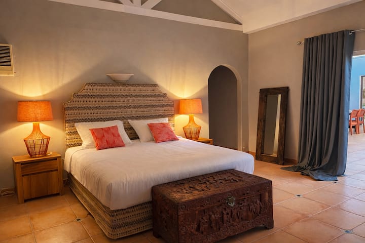 Schlafzimmer 2