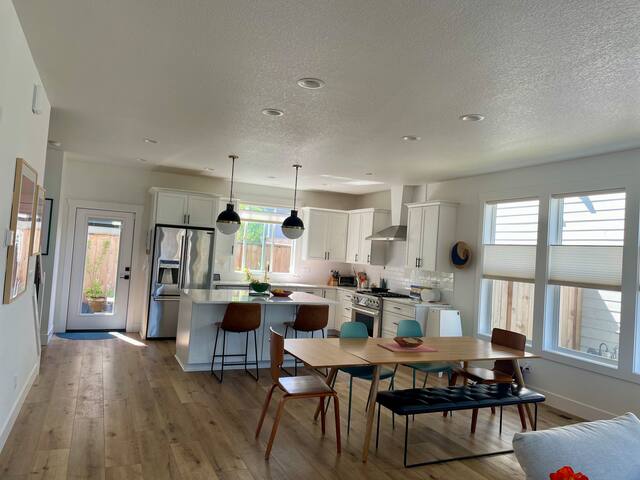 Family Friendly Home in Alberta gallery image 4