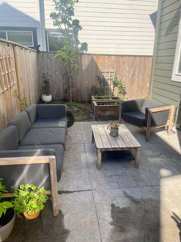 Family Friendly Home in Alberta gallery image 3