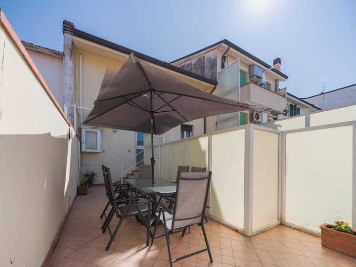 Allegra's Apartment - Viareggio