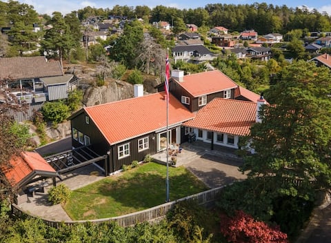 Villa with 10-12 beds