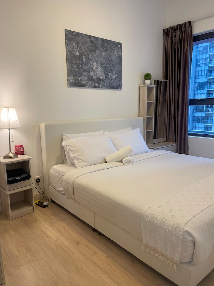 King size bed