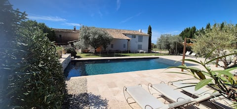 Canal Country Bastide