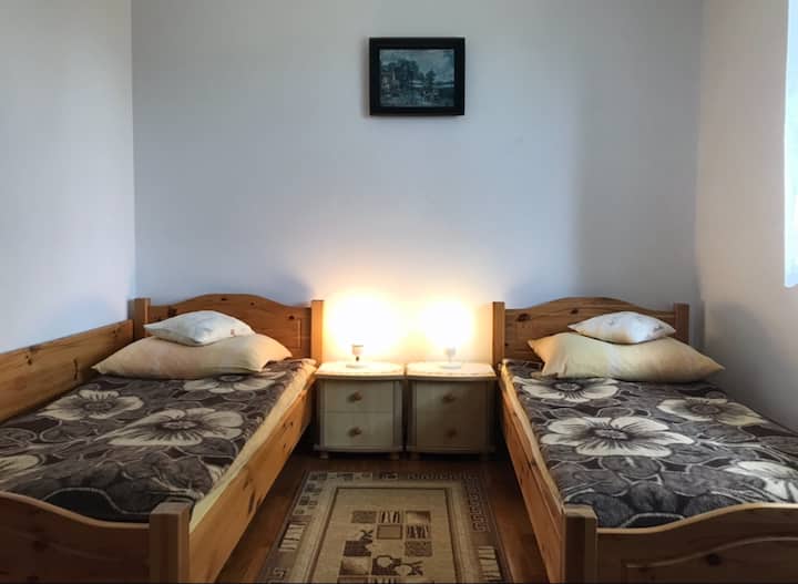 غرفة النوم 2