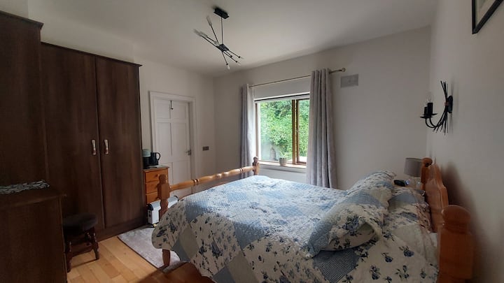 Moll's Pocán Guesthouse. - Nenagh