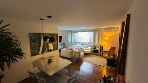 Airbnb em destaque: Top Apartment in the Heart of Leblon em Leblon