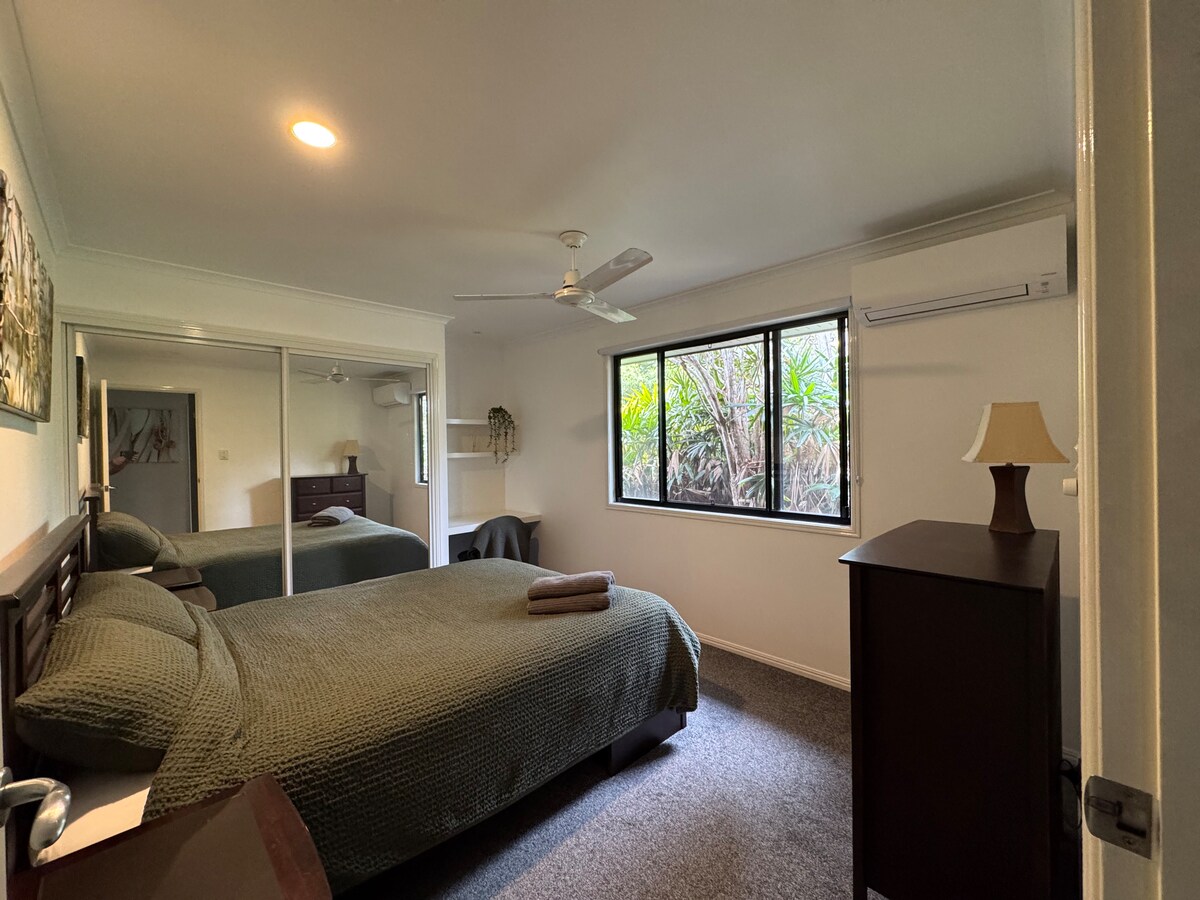 غرفة النوم 2