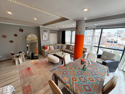 Ümraniye Bazaar center Luxury Modern 1+1 Apartment
