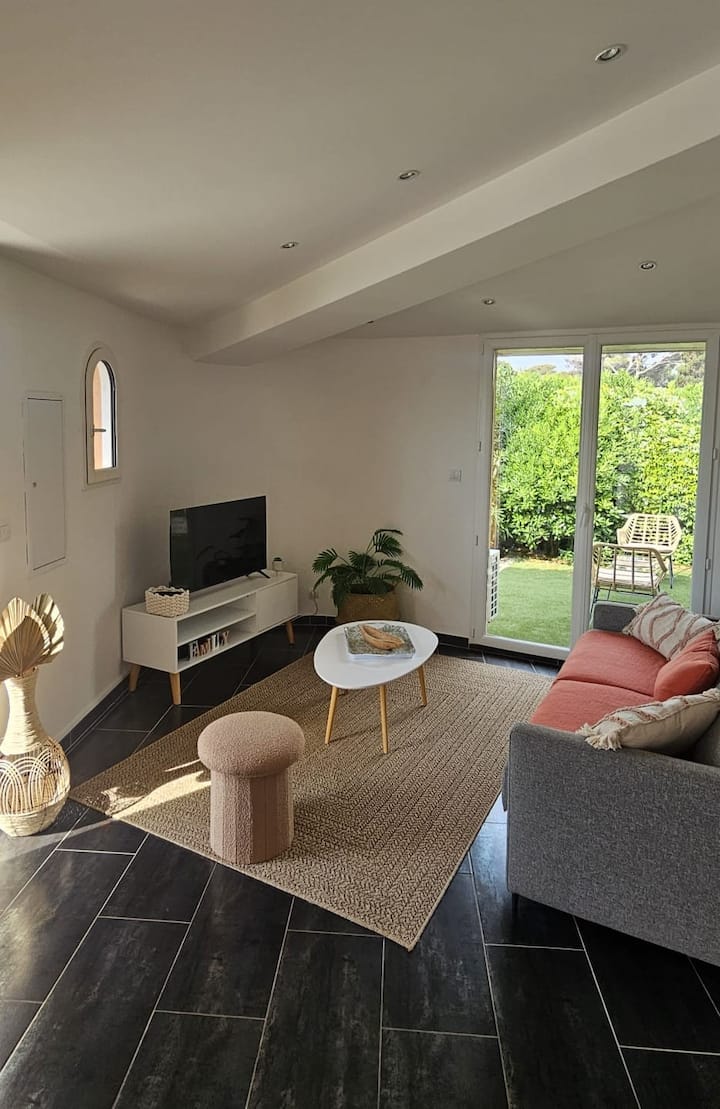 Jolie Maisonnette Vue Mer 180° - Terrasse&jardin - Roquebrune-sur-Argens
