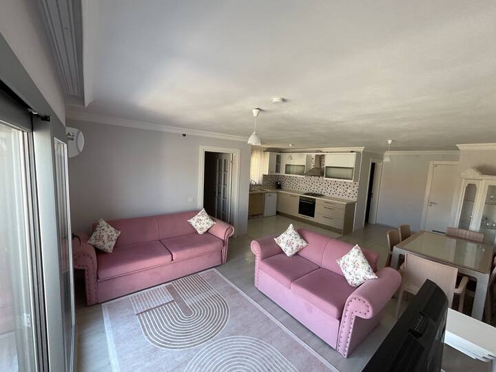 ÇEşme De Havuzlu Dubleks Villa - Çeşme