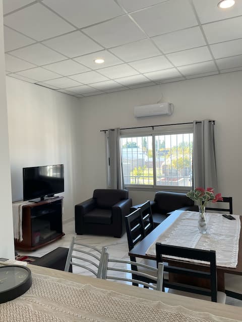 Anuncio de Airbnb popular: Downtown apartment en Departamento San Rafael