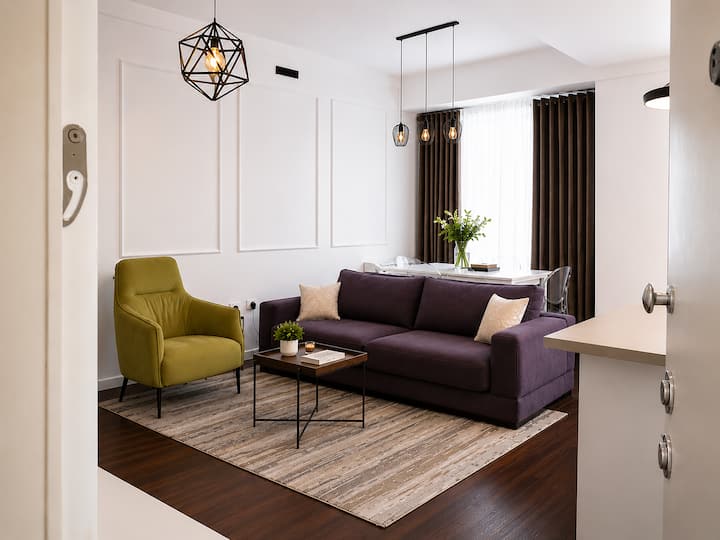 Andrei’s Home Away From Home - Warm & Welcoming - Tiran