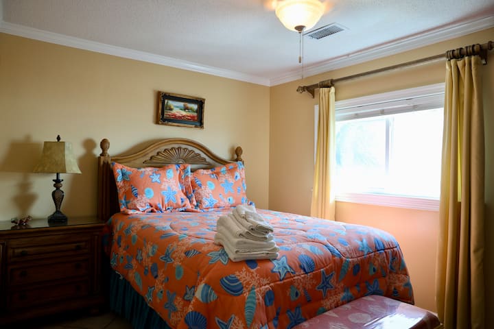 غرفة النوم 1