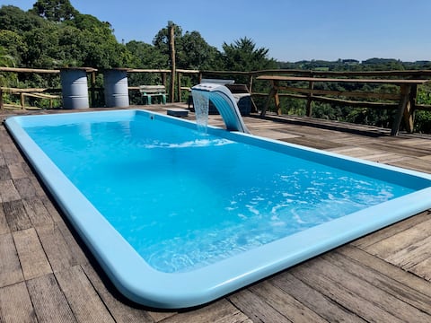 Farmhouse with pool and lake (events - day use)