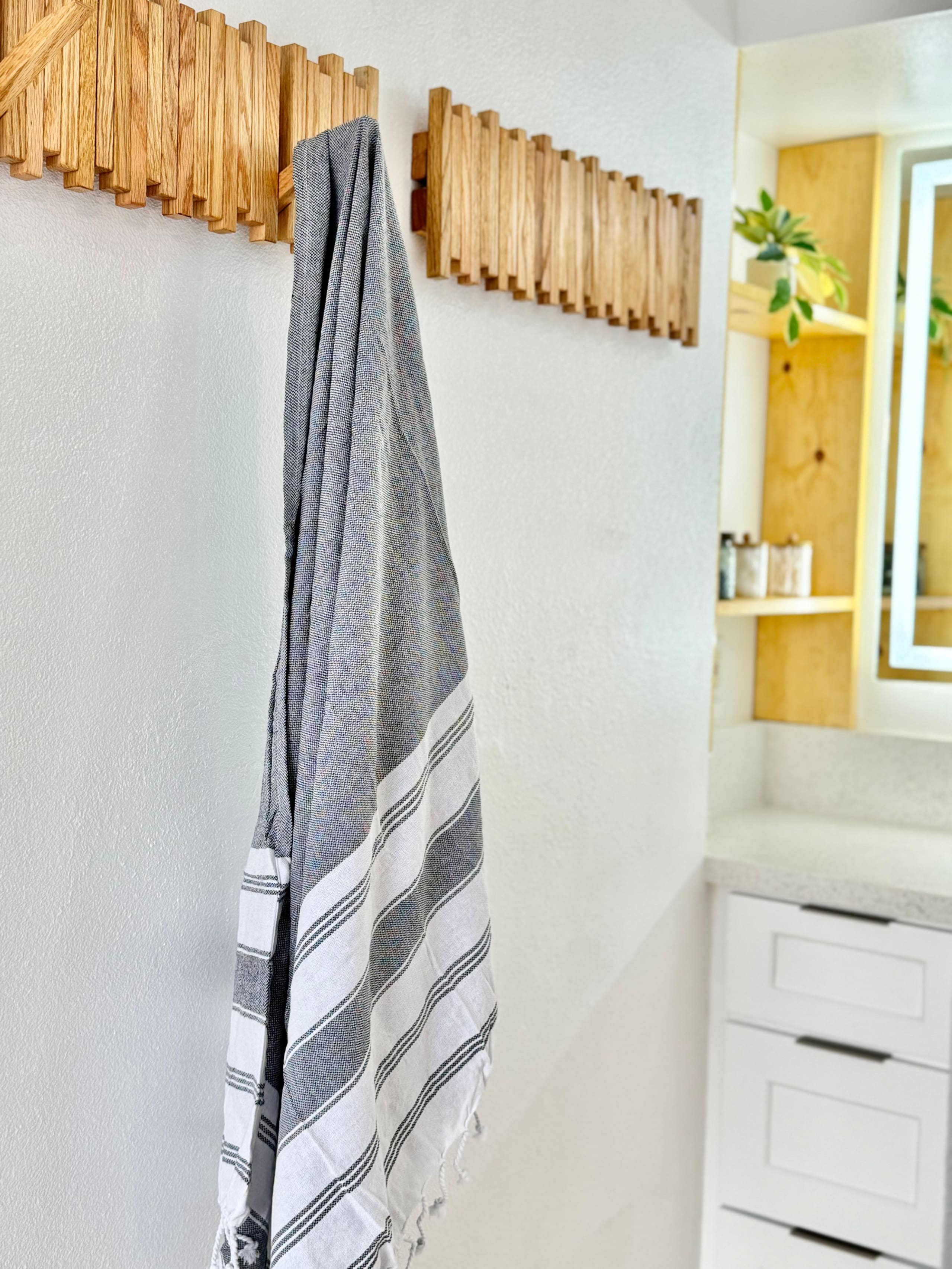 Condo in Honolulu · ★4.89 · 1 bedroom · 3 beds · 1 private bath - Image 17