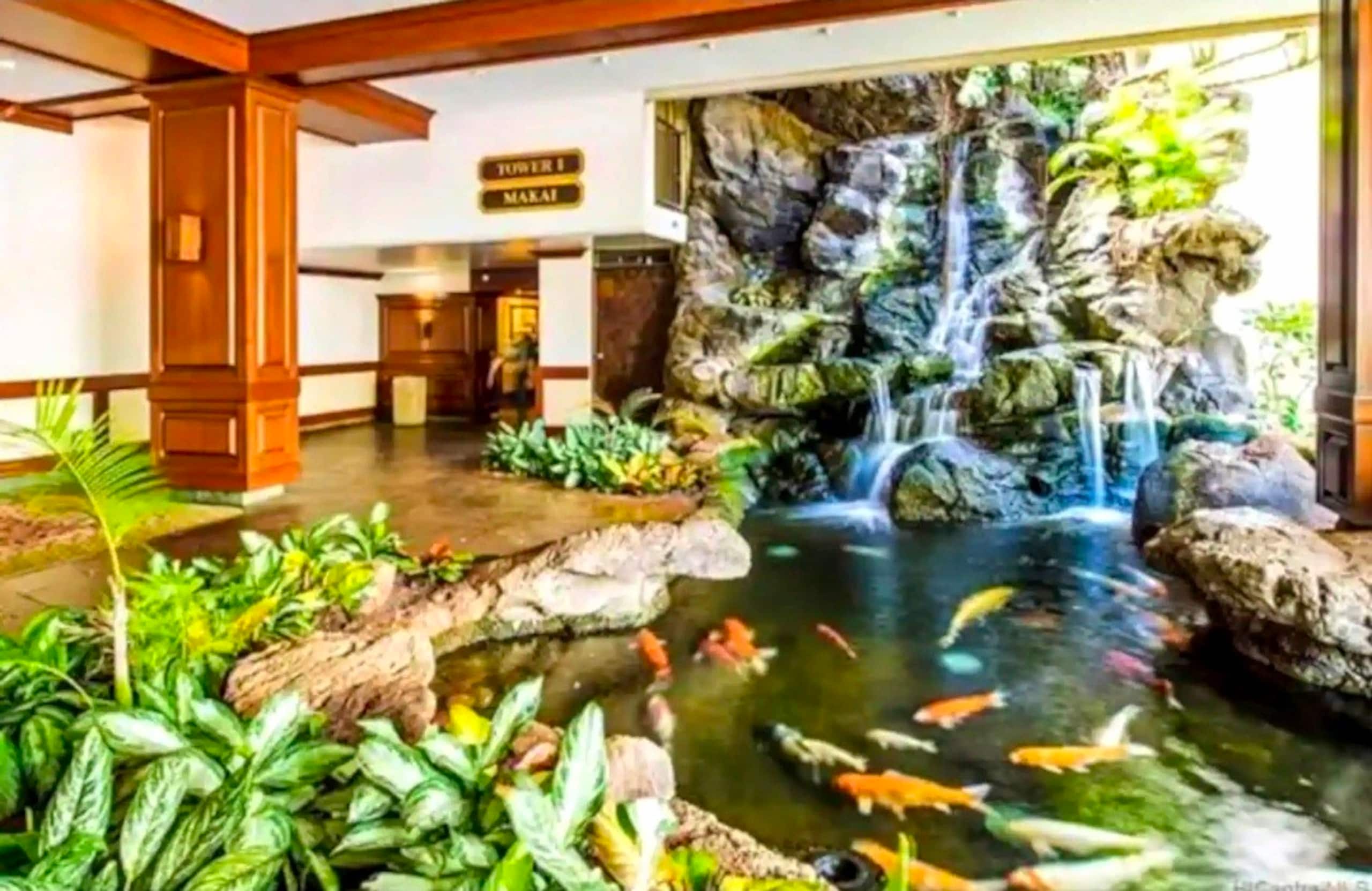 Condo in Honolulu · ★4.89 · 1 bedroom · 3 beds · 1 private bath - Image 30