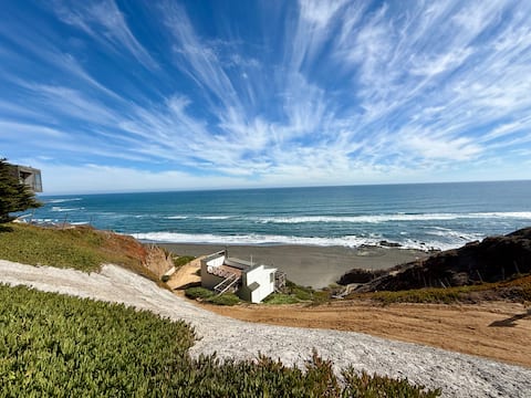 Pangal view house on the beachfront 14 km from Pichilemu