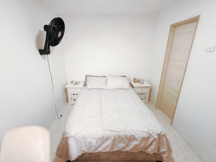 غرفة النوم 2