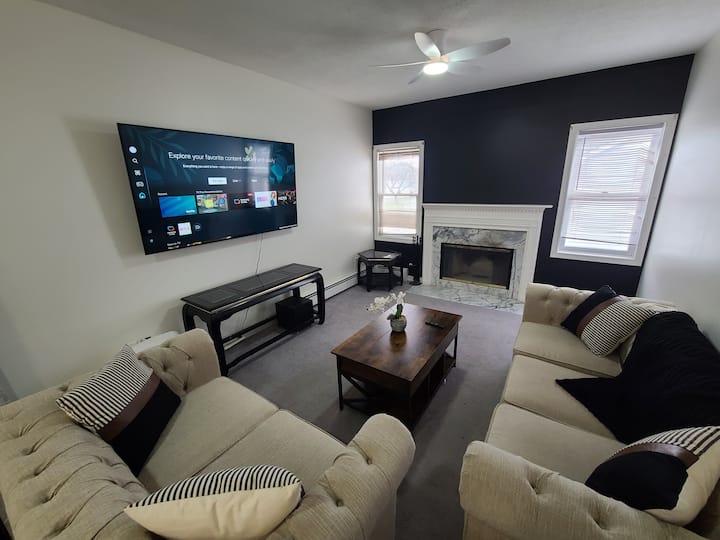 Family Retreat Near Hartford – Year-round Getaway - Hartford