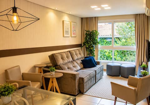 Successful Airbnb property: Apartment in downtown Gramado. 2 parking spaces. in Rio Grande Do Sul