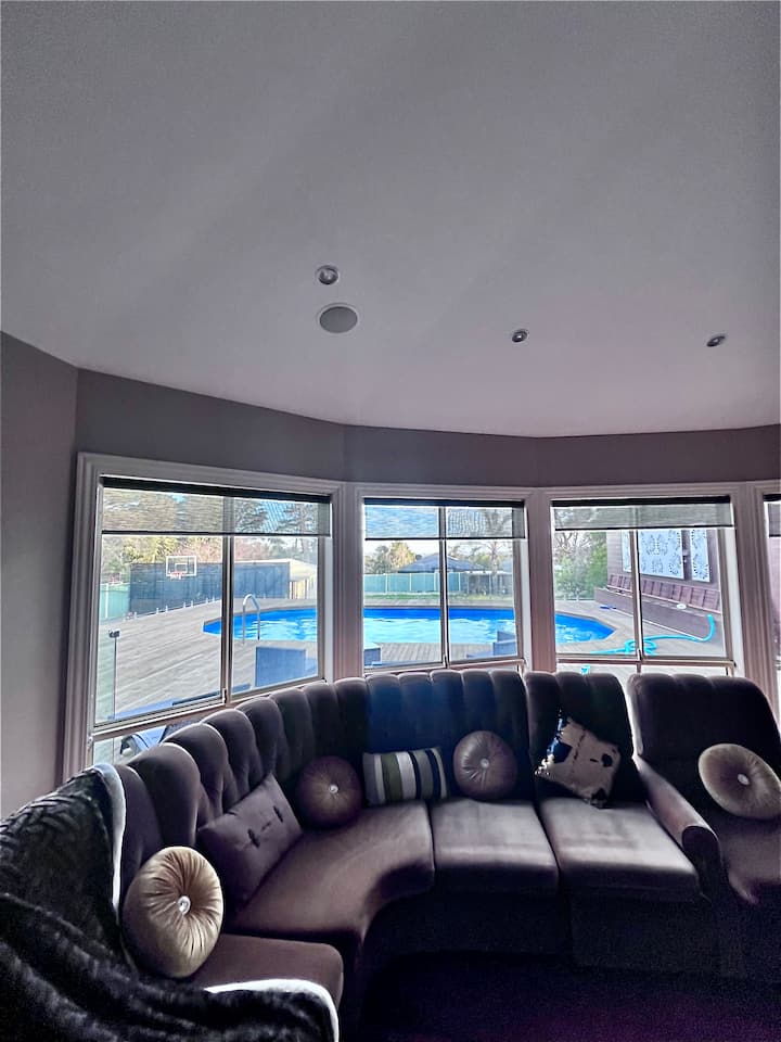 'Wallan Luxury House With Heated Pool And Spa. - Wallan