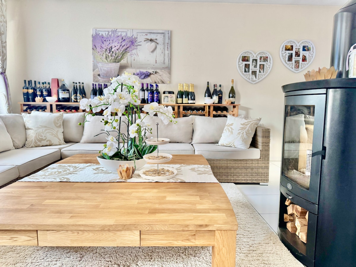 غرفة المعيشة 1