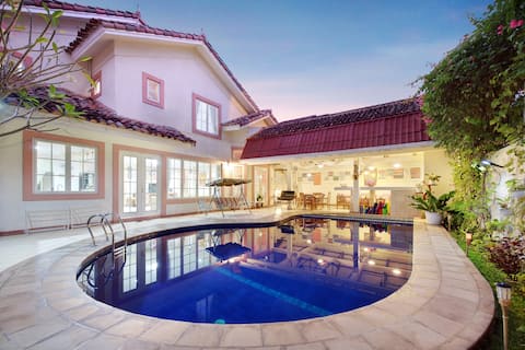 D’SangtusGrand, your sanctuary w/Pool,Gazebo&Grill