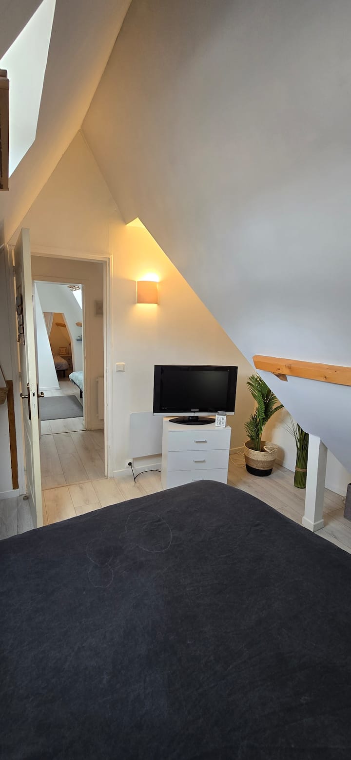 საძინებელი 1