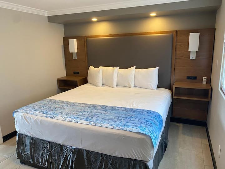 Deluxe Suite - Cape May, NJ