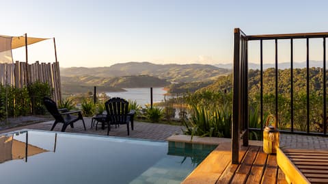Landscape Chalets - Lakeview, lush view!
