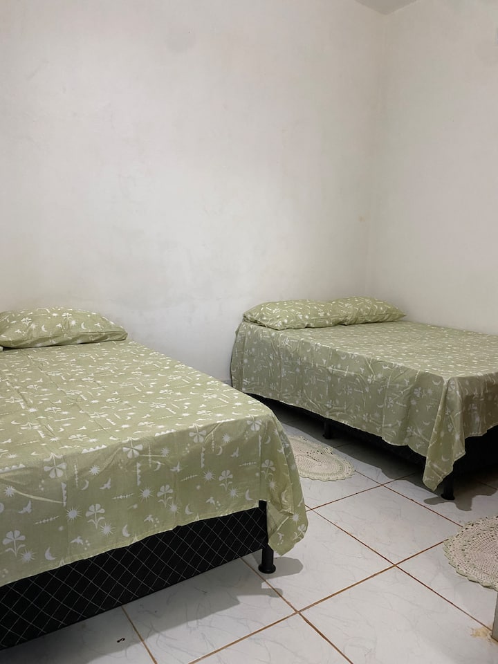 Dhomë gjumi 2