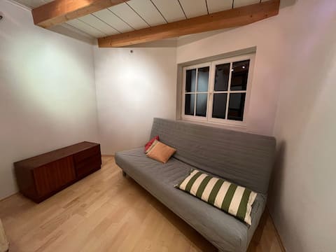 Top performing Airbnb: Cabin with a view in Andritz