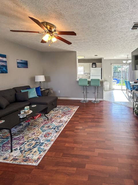 Top performing Airbnb: The Sandy Nest Family Friendly 3BR — Beach Getaway in Upper Grand Lagoon