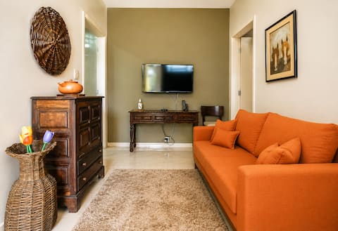 Popular Airbnb listing: Cozy house with balcony and lots of greenery in Taubaté